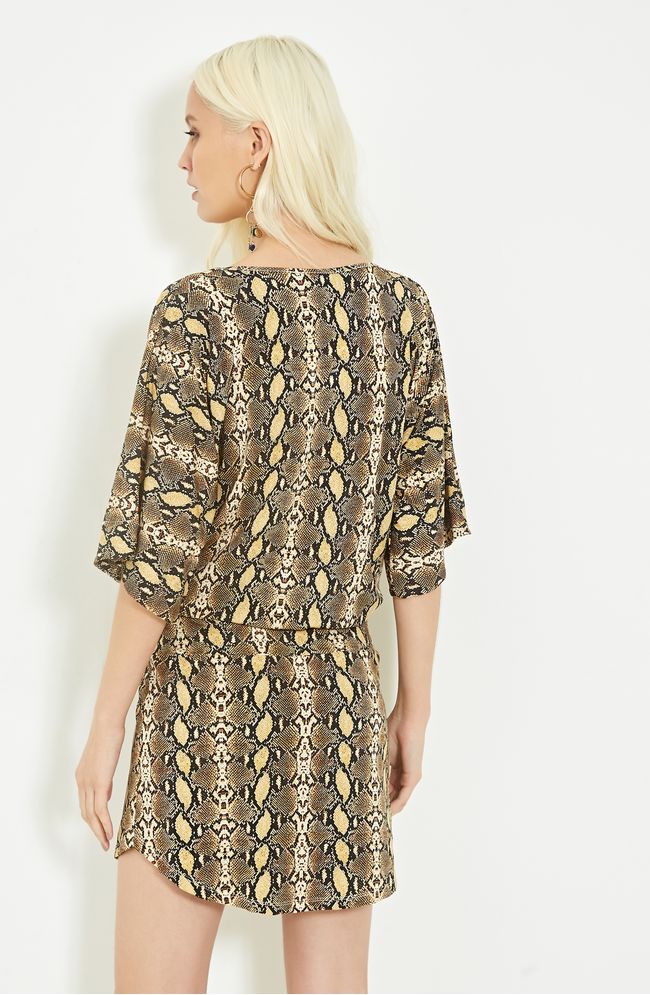 04180155_002_2-VESTIDO-ESTAMPA-COBRA