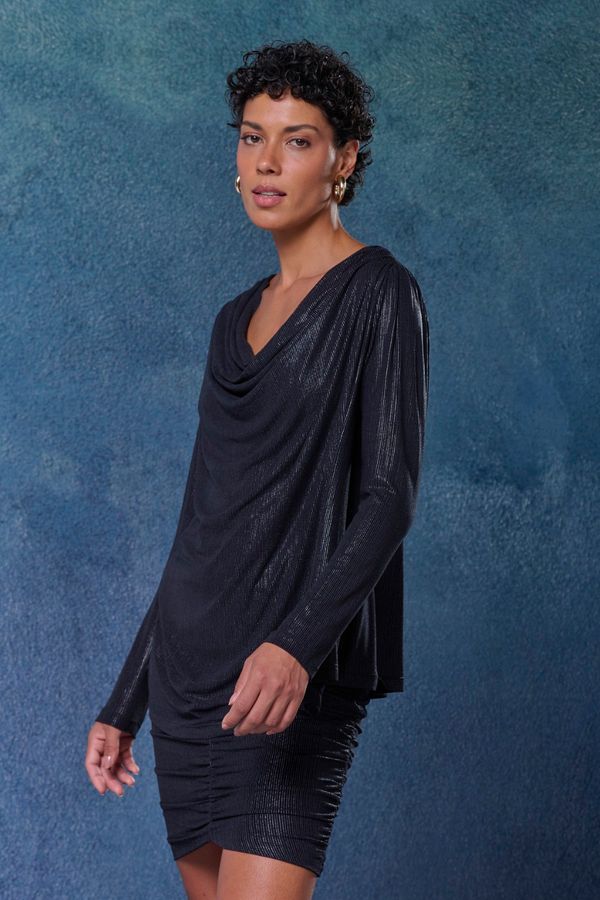 SAIA STRIPE FOIL PRETO - M