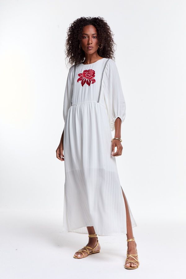 VESTIDO BORDADO FLOWER OFF WHITE - 42
