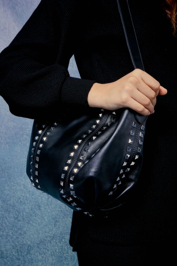 BOLSA ROCKSTUD PRETO - UN